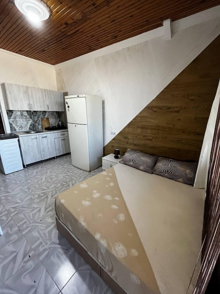 Luxury Studio Suite photo 1