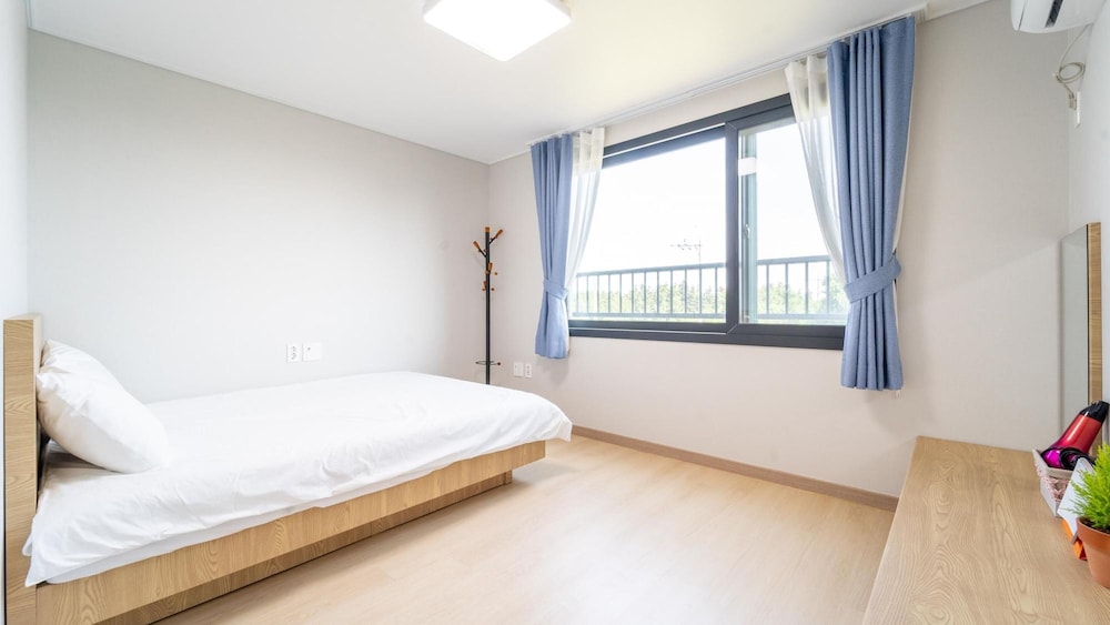 Basic Room, 1 Bedroom (205ho) - Photo 11