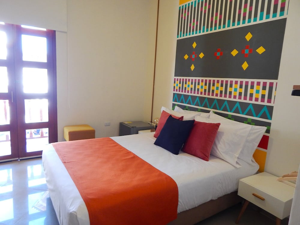 City Room, 1 Double Bed, Balcony, City View - Photo 1