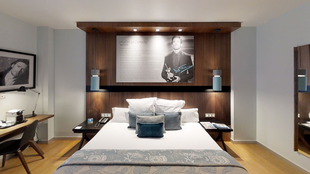 Standard Double Room - Photo 12