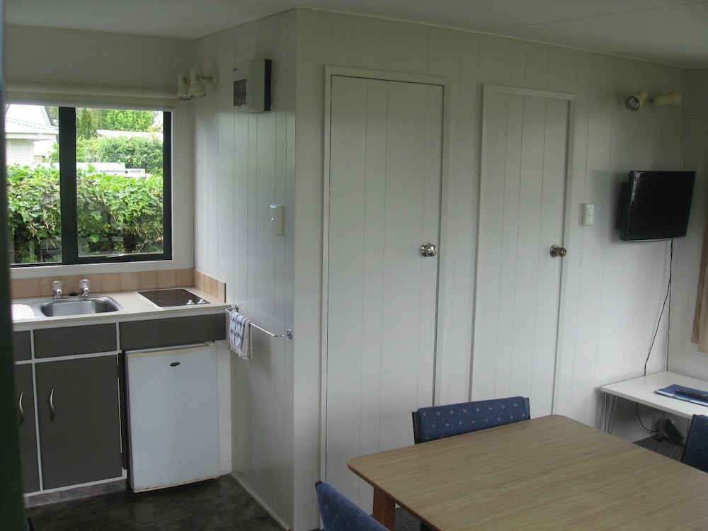 Cabin, 2 Bedrooms (Small bunks for children) photo 2
