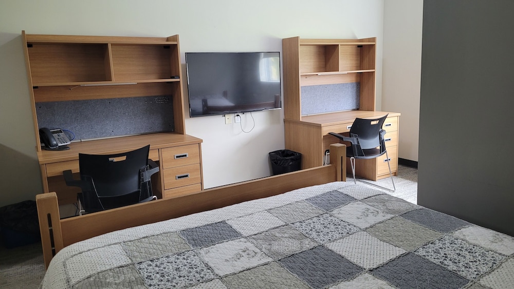 Basic Double Room photo 2