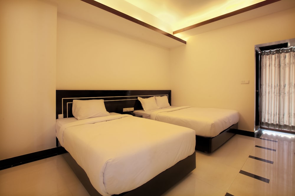Economy Suite