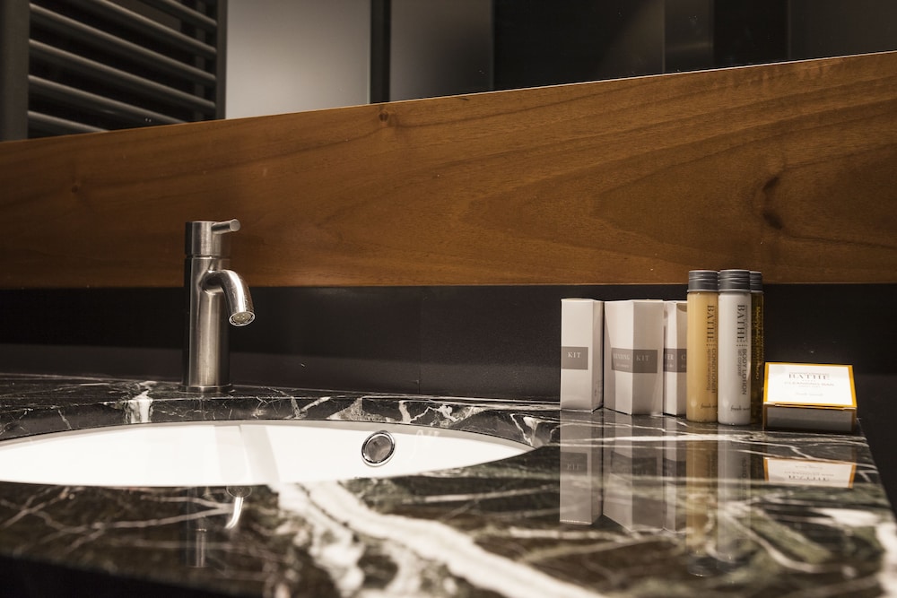 Available room