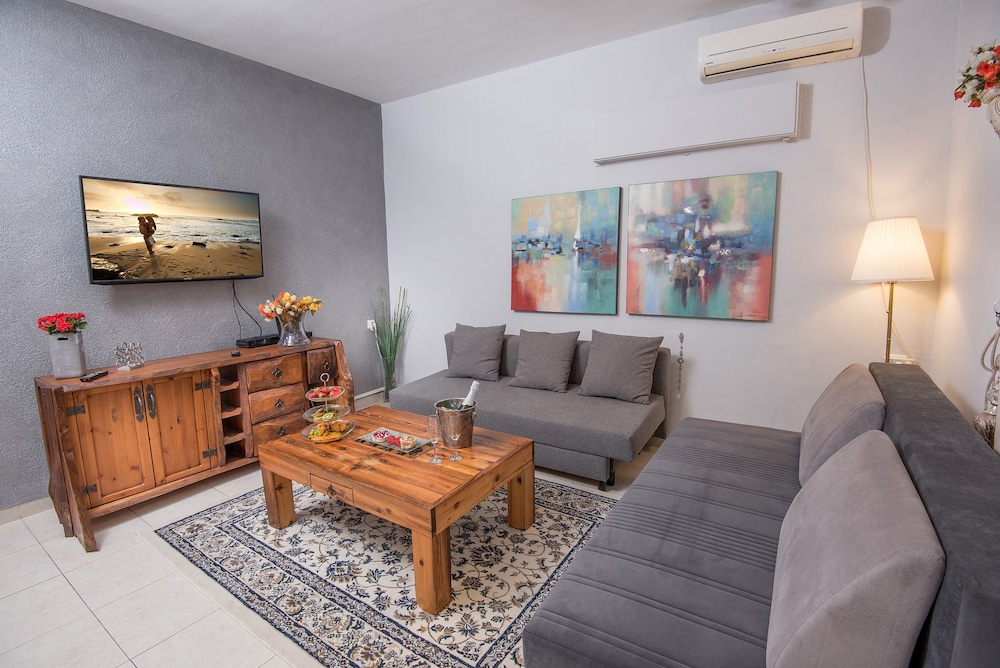 Premium House, 1 Bedroom, Patio, Garden View photo 1