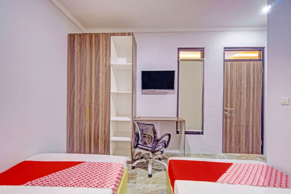 Deluxe Twin Room photo 3