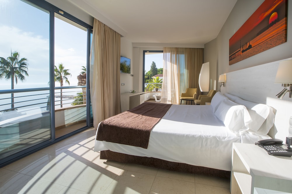 Junior Room, Terrace, Sea View