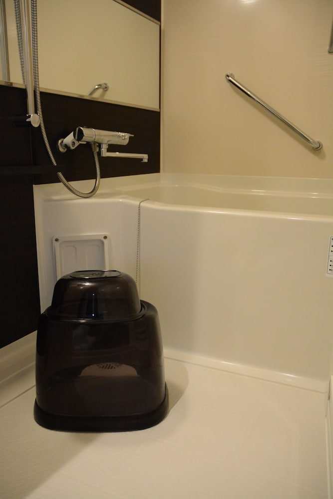 [Short Stay - Check in 6 PM, Check out 10 AM] Grande Standard Room, Smoking (For 2)