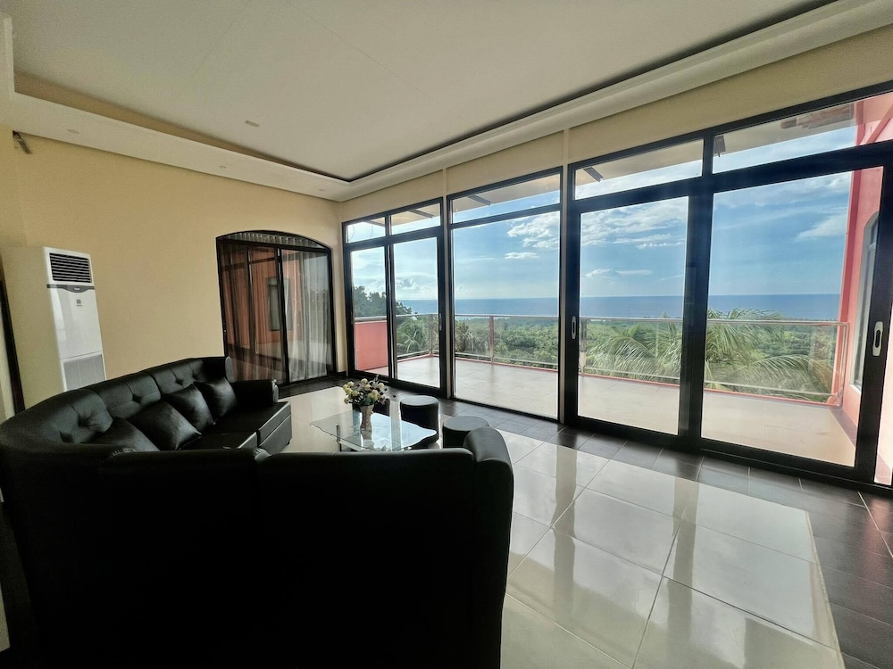 Luxury Penthouse photo 3