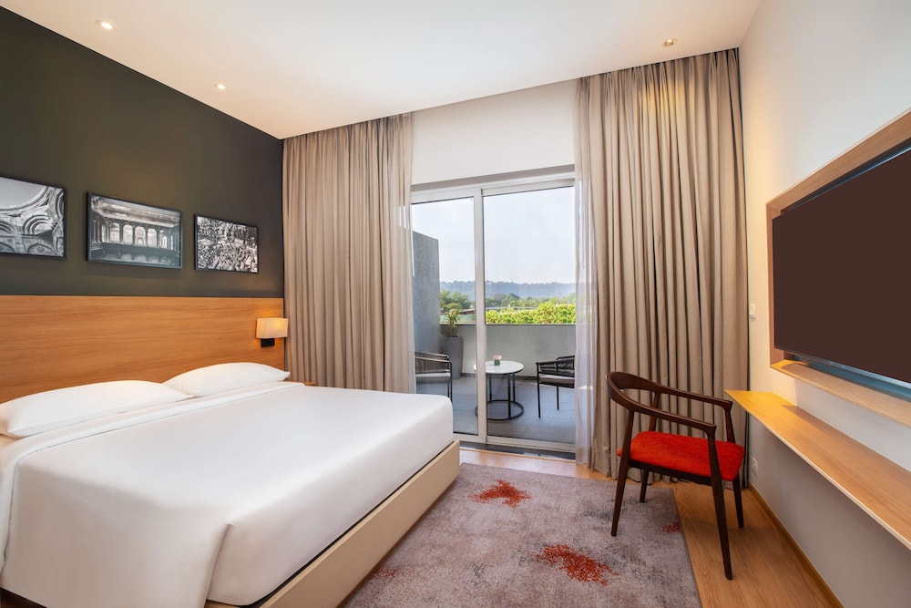 Deluxe Room - Photo 1