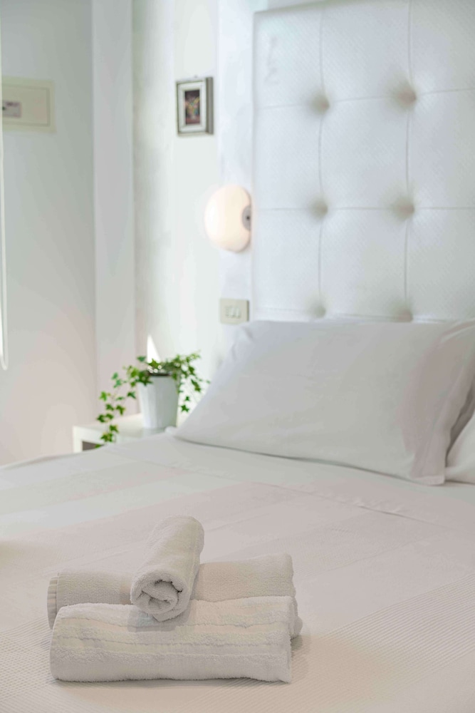 Double Room, Balcony - Photo 12