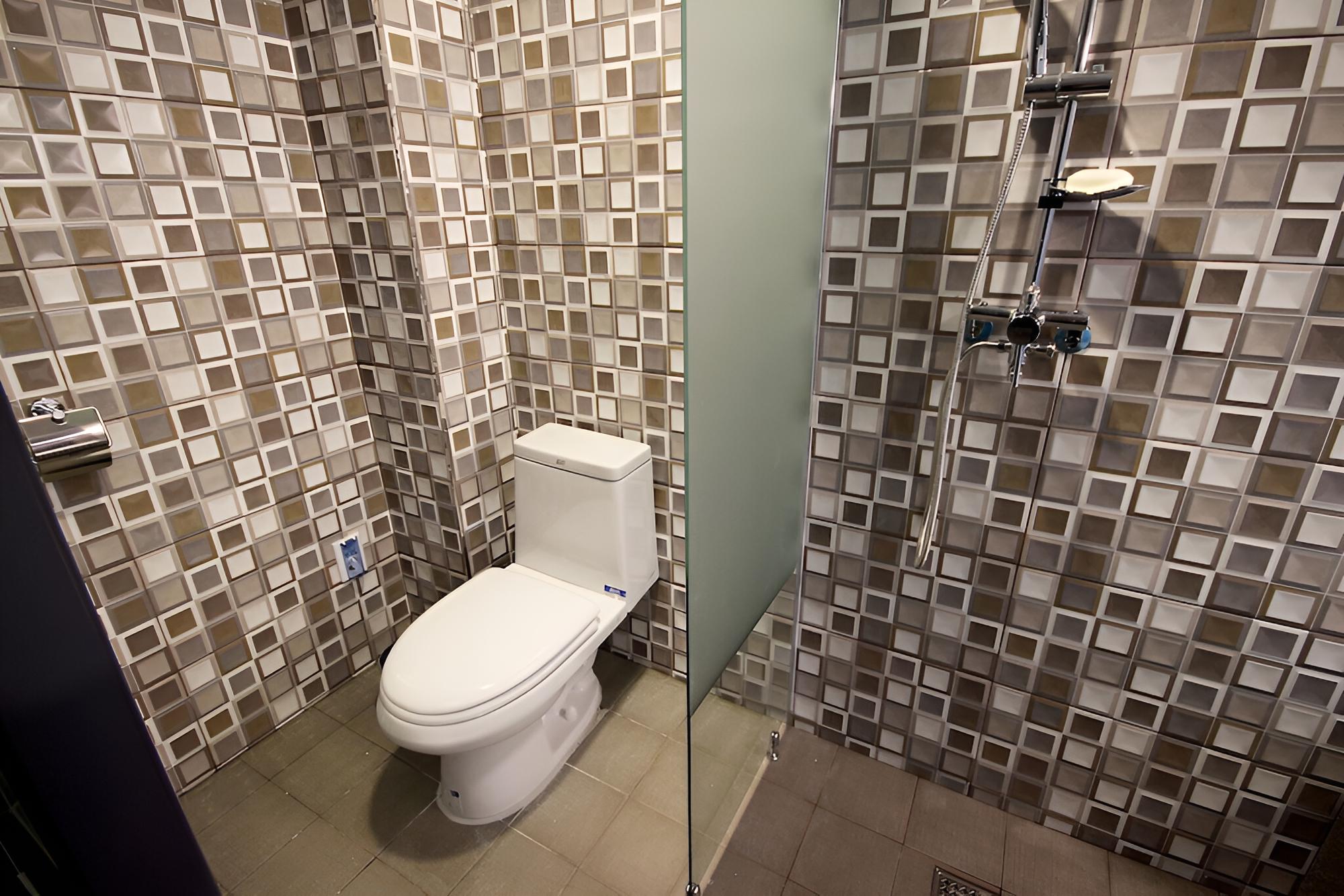 Room (SUITE) - Photo 14