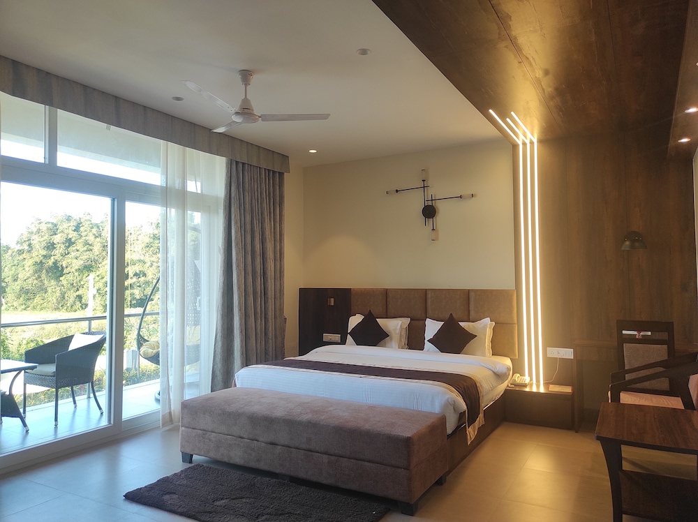 Luxury Room - Photo 8