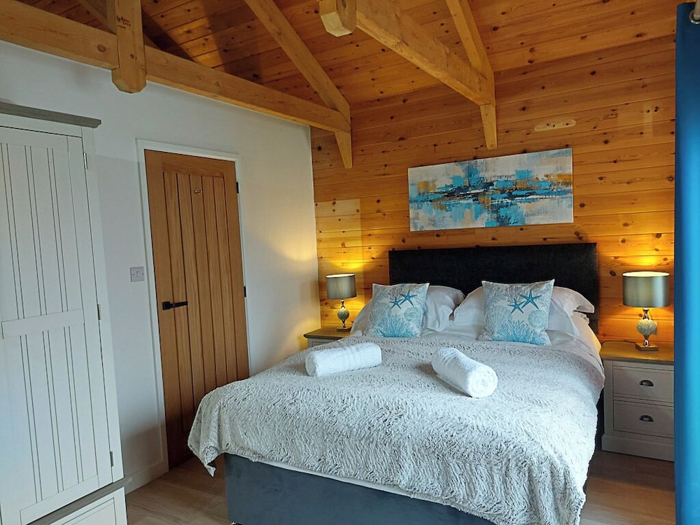 Deluxe Chalet photo 2