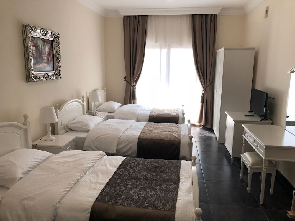 Standard Triple Room photo 2