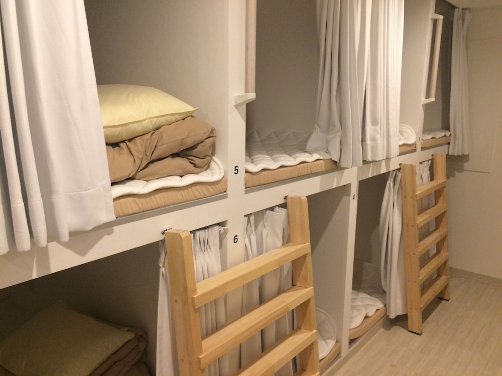 Shared Dormitory, Women only photo 1