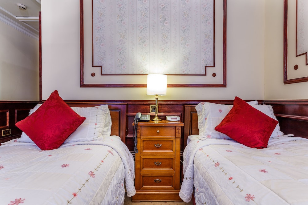 Deluxe Room, 2 Twin Beds photo 1