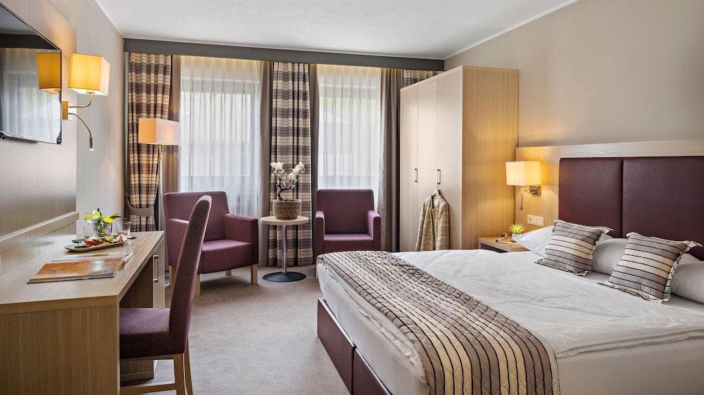 Standard Double Room - Photo 2