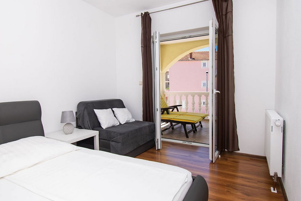 Apartment (A3)