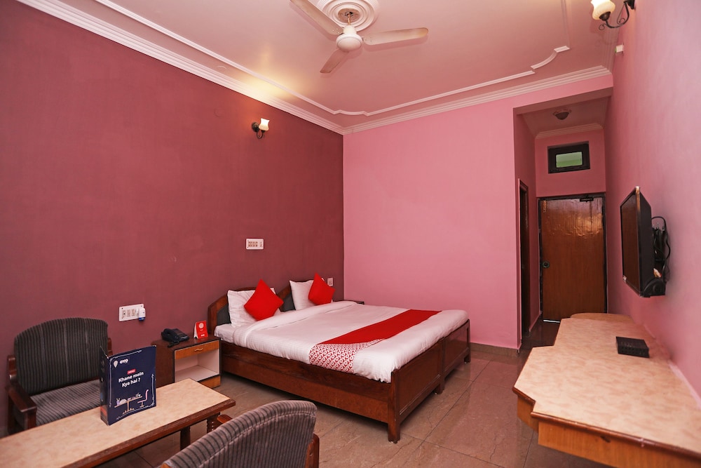 Suite, 1 King Bed photo 3
