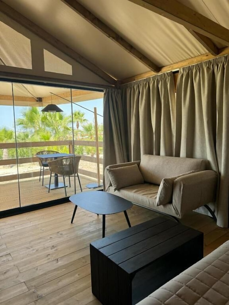 Deluxe Tent, Garden View, Annex Building photo 1