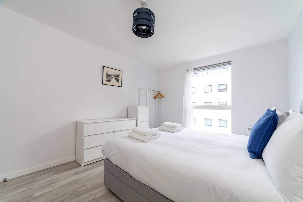Basic Apartment photo 3