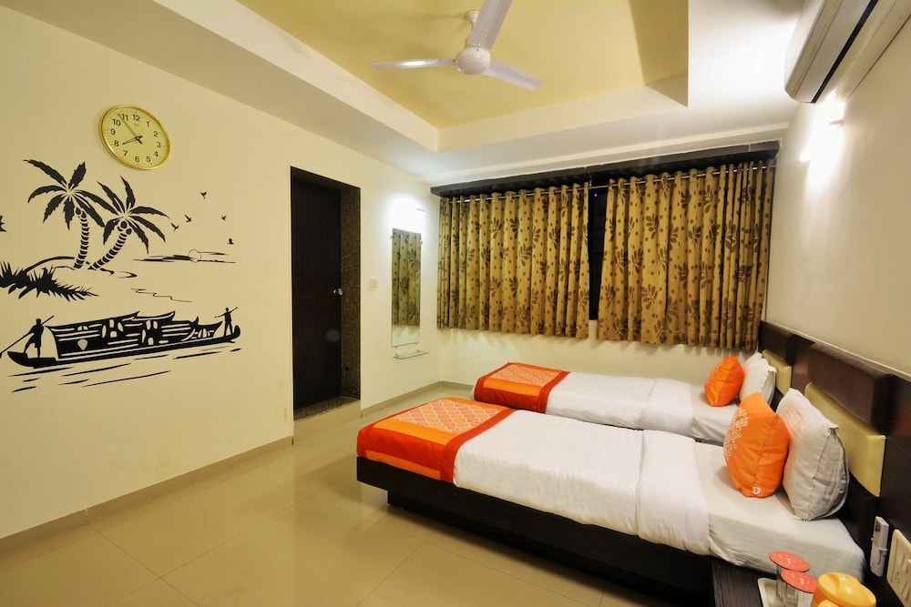 Deluxe Room, 1 Double Bed, City View