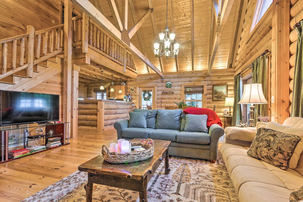 House (2 Bedrooms) photo 1