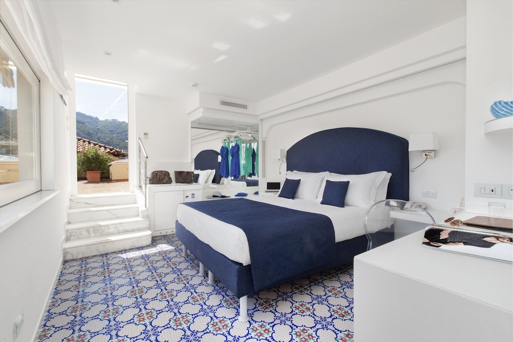 Exclusive Double Room, Terrace, City View