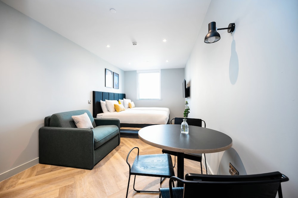 studio apartment (twin) thumbnail 6