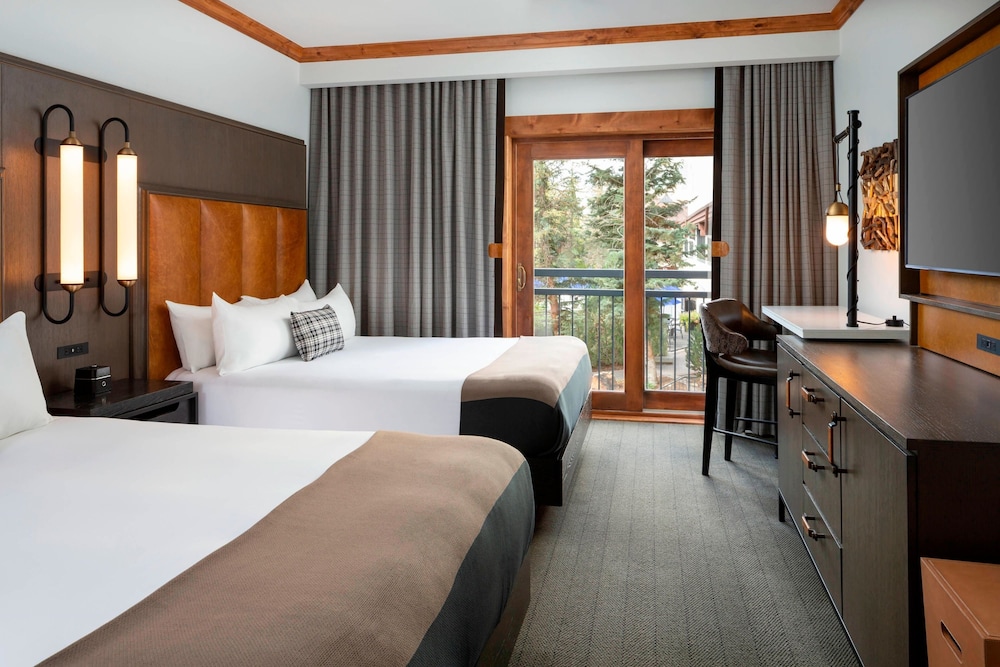 Room, 2 Queen Beds - Photo 3