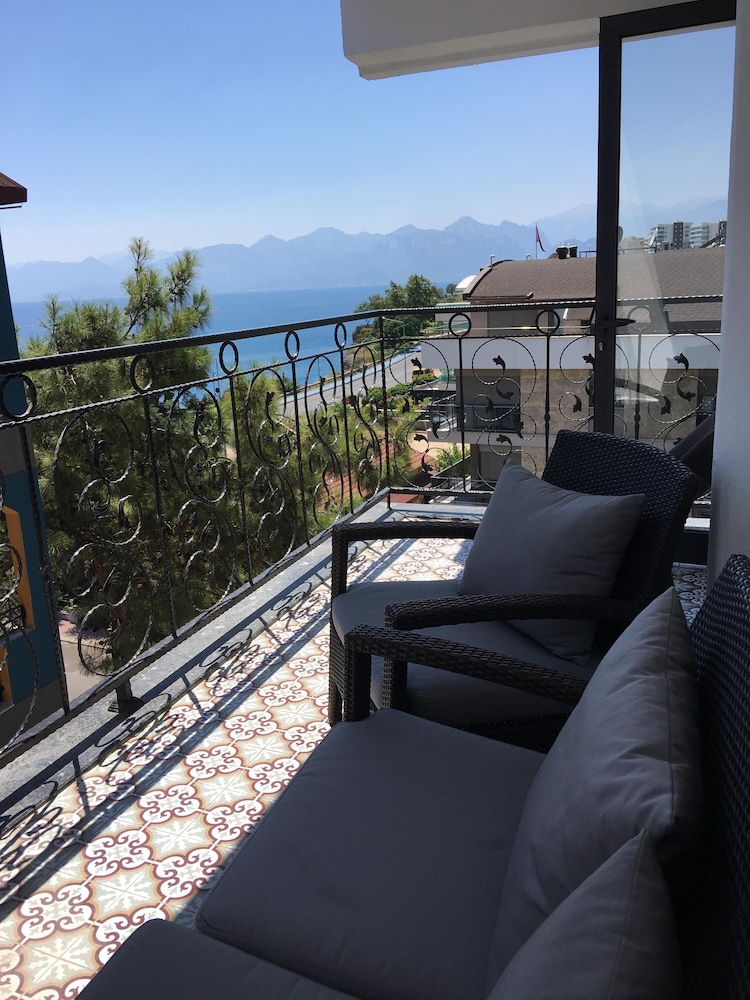 Grand Suite, Sea View