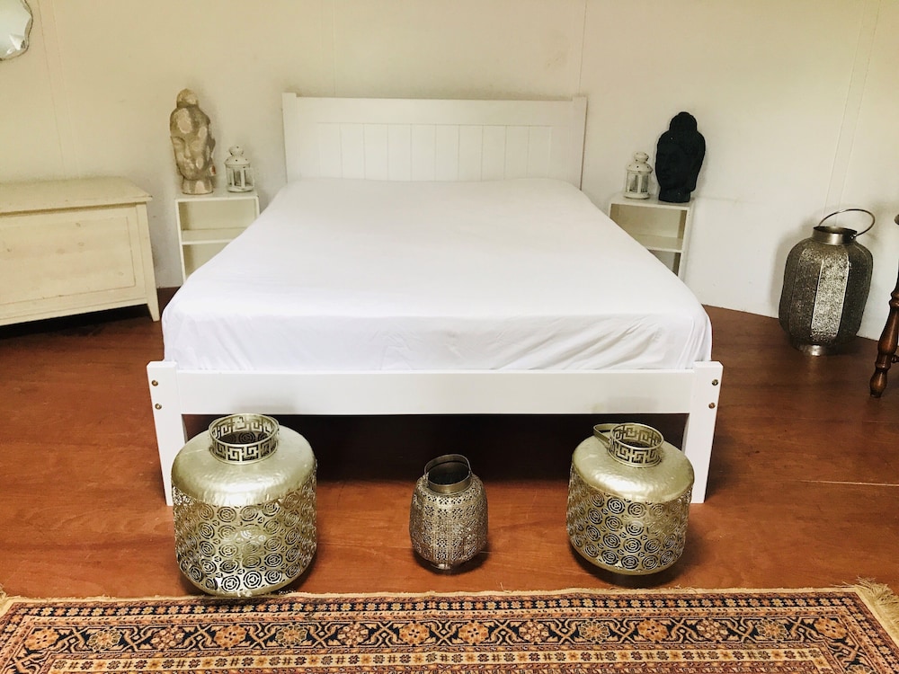 Yurt (Apothecary) photo 2