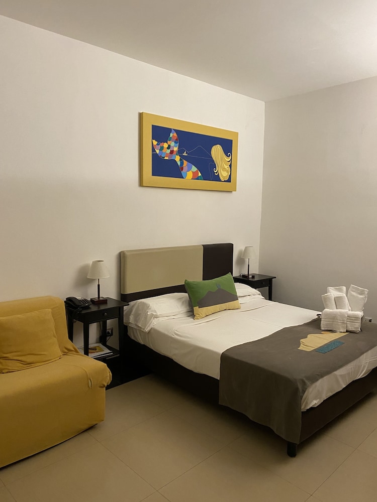 Standard Double Room Single Use (Internal view) photo 1