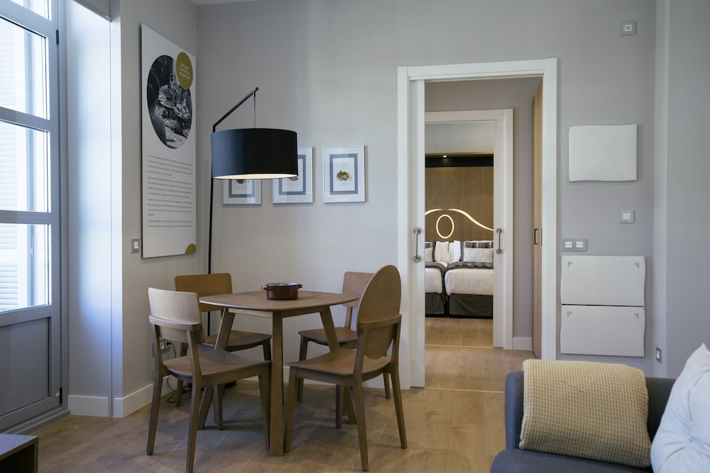 Family Studio Suite
