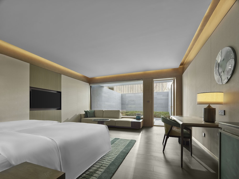 Room, 2 Twin Beds (Serenity)