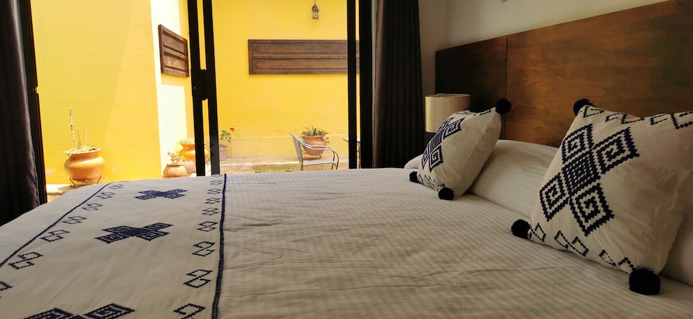 Deluxe Room, 1 Double Bed photo 1