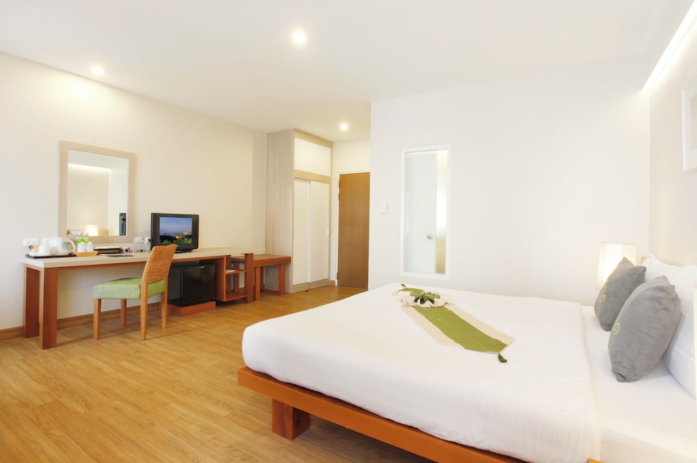 Superior Room  (No View) - Photo 3