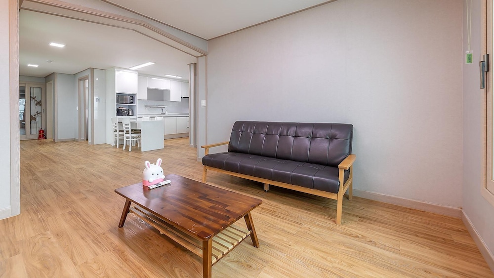Basic Room, 2 Bedrooms (3Cheng (Ocean View)) photo 2