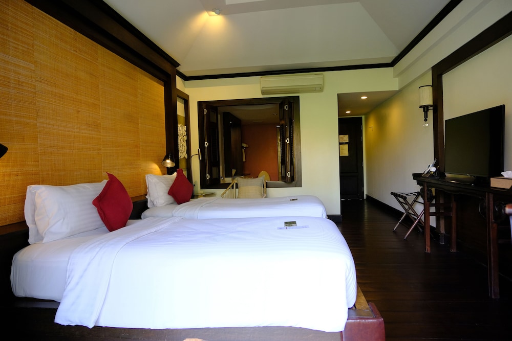Deluxe Room, 1 Double or 2 Twin Beds - Photo 10