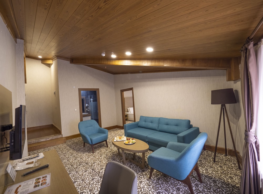 Suite photo 1