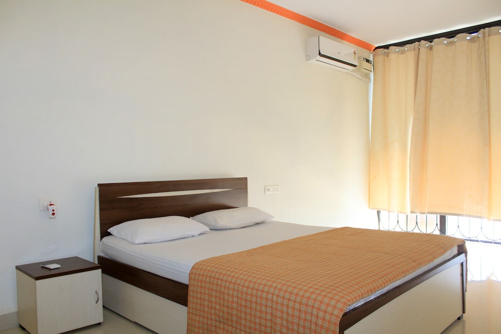 Classic Apartment, 2 Bedrooms photo 1