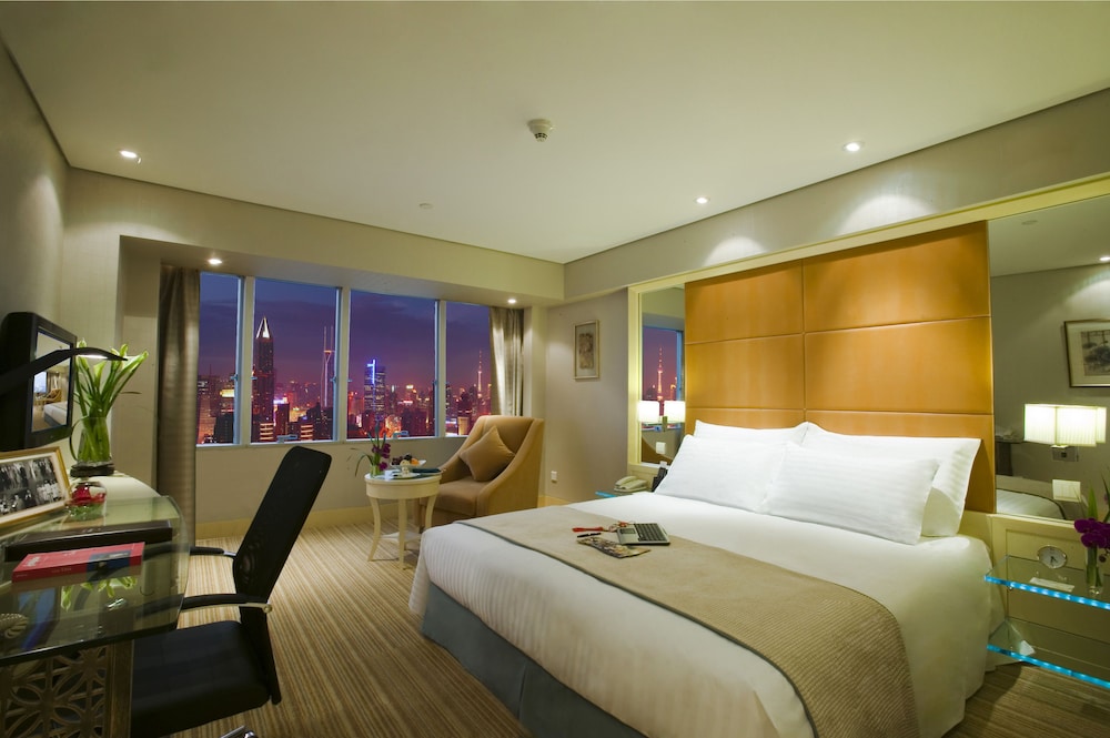 Deluxe Double Room with Washlet - Photo 4
