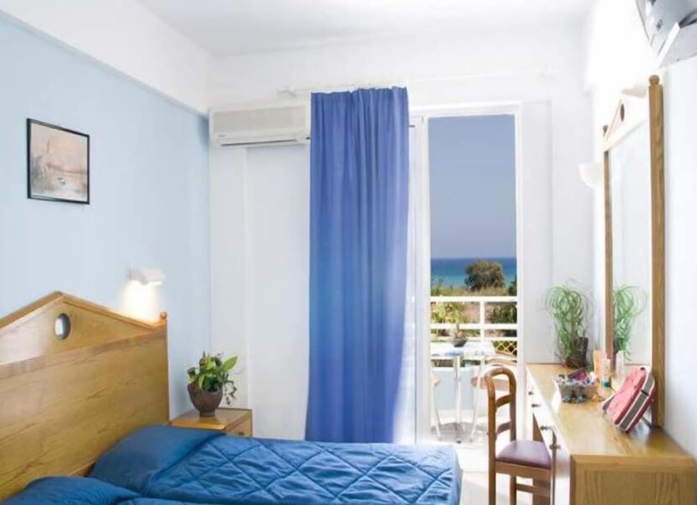 Standard Double or Twin Room - Photo 1