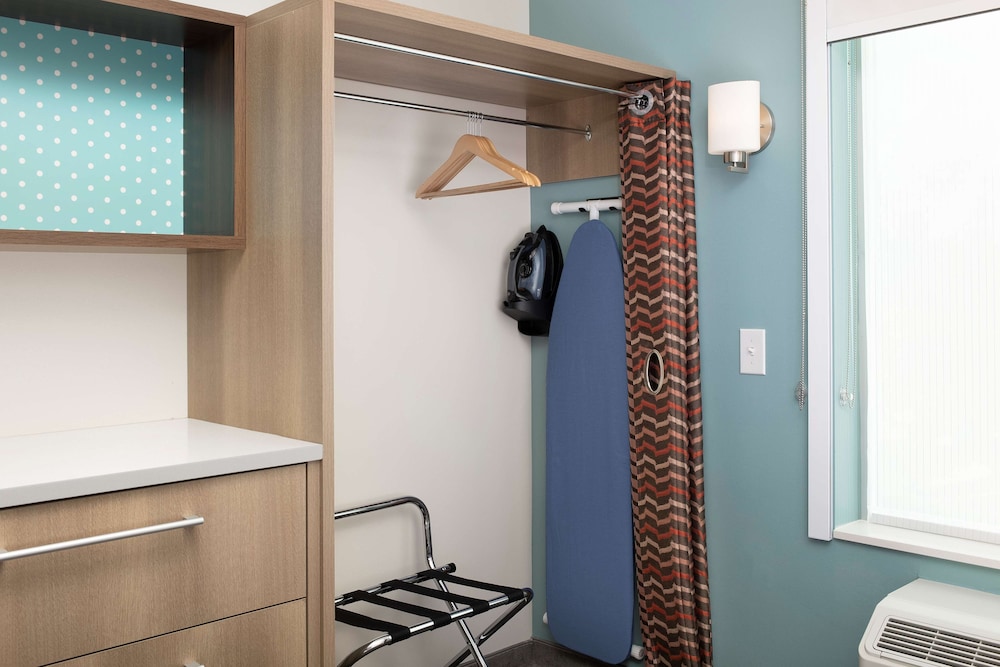 Studio, 2 Queen Beds, Accessible (Hearing) - Photo 3