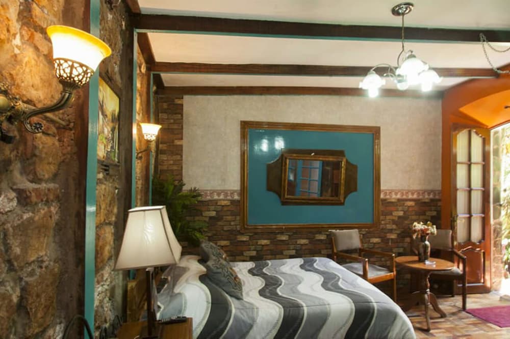 Double Room, 1 Queen Bed, Non Smoking photo 2