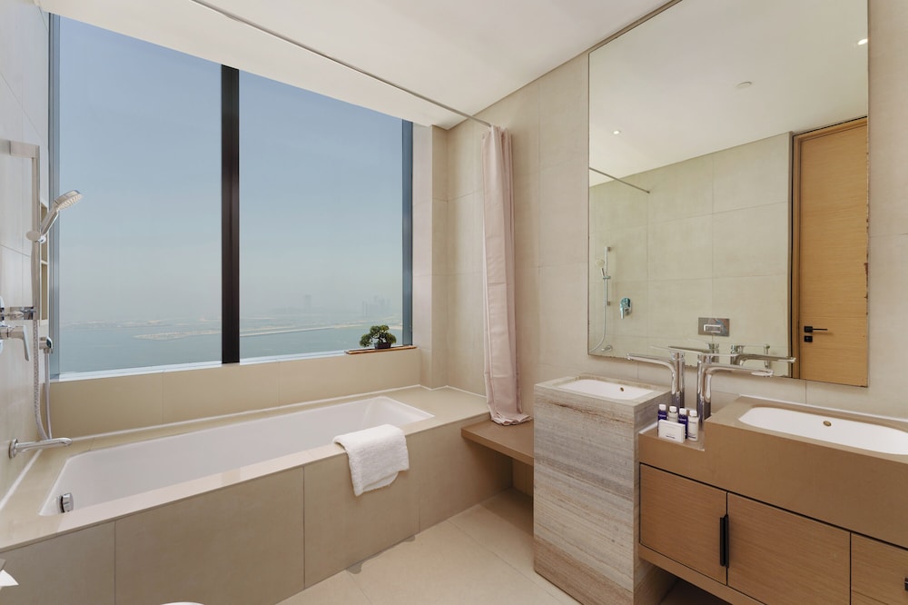Premium Apartment, 3 Bedrooms, Sea View photo 2
