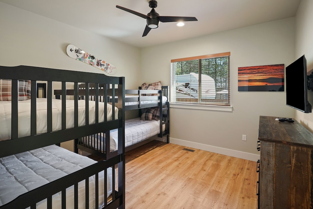 House, 4 Bedrooms