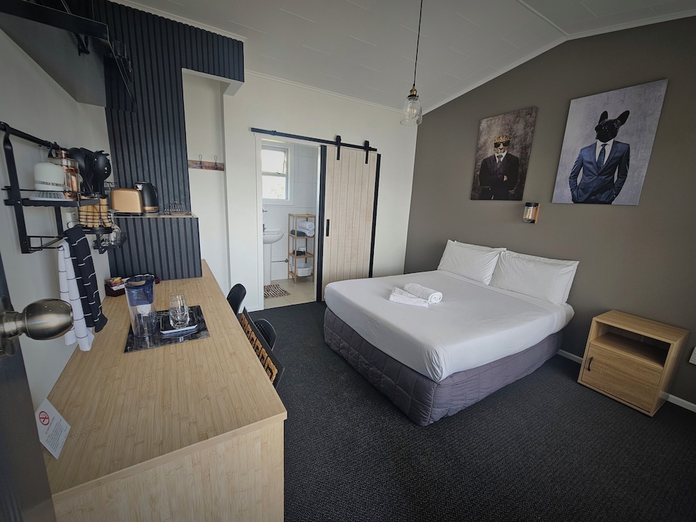 Business Studio photo 2