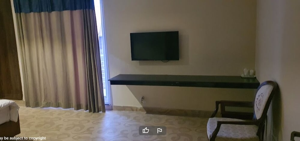 Deluxe Double Room photo 2